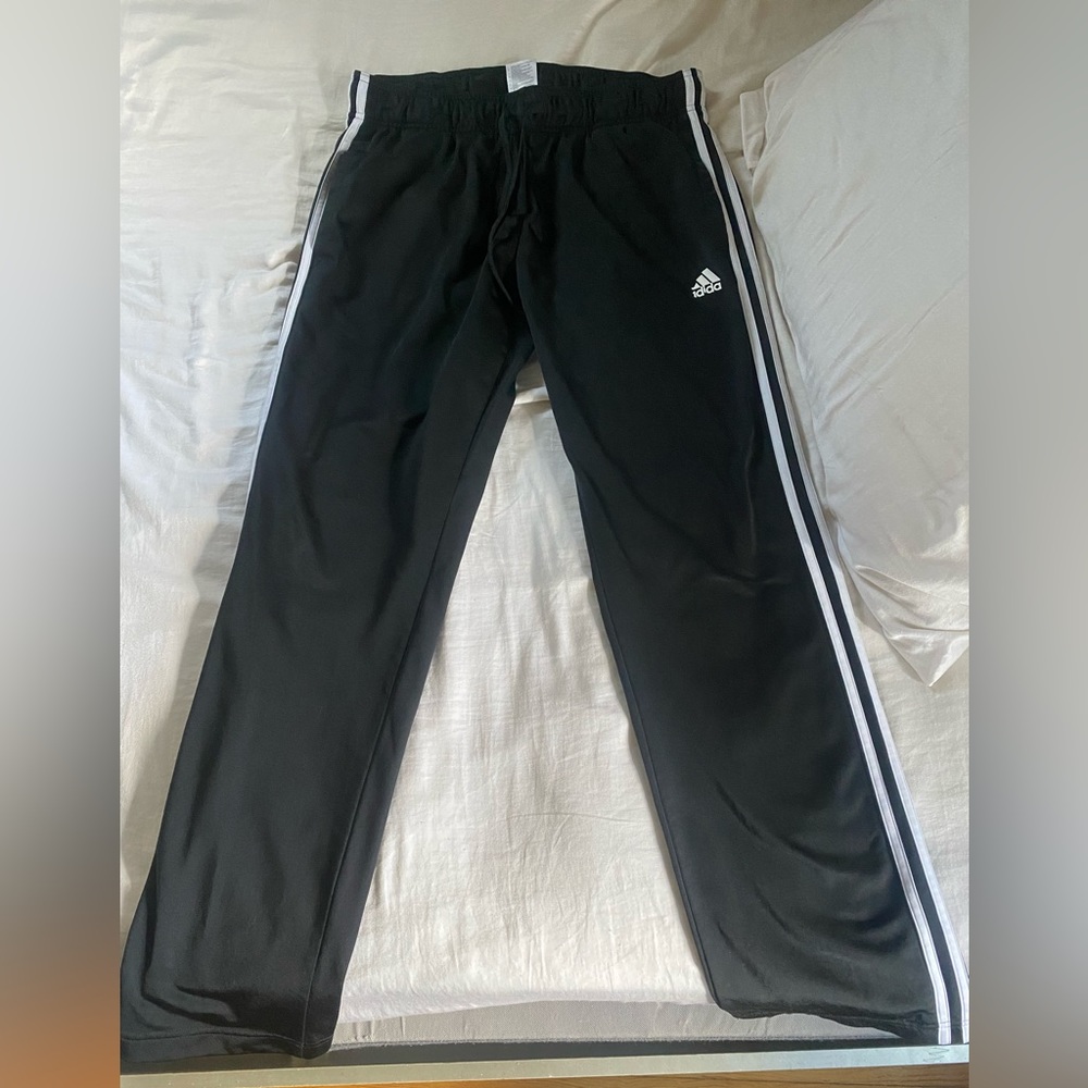 Unisex Adidas sweatpants